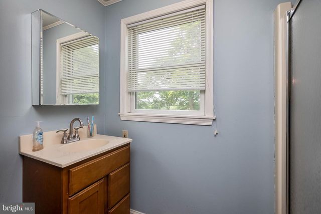 1112 W BRIDGE ST, Spring City, PA 19475