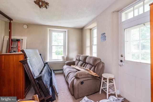 1112 W BRIDGE ST, Spring City, PA 19475