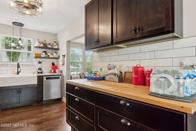 4603 MANCHESTER Road, Jacksonville, FL 32210