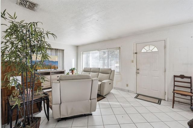 825 E CHURCH AVE, Longwood, FL 32750