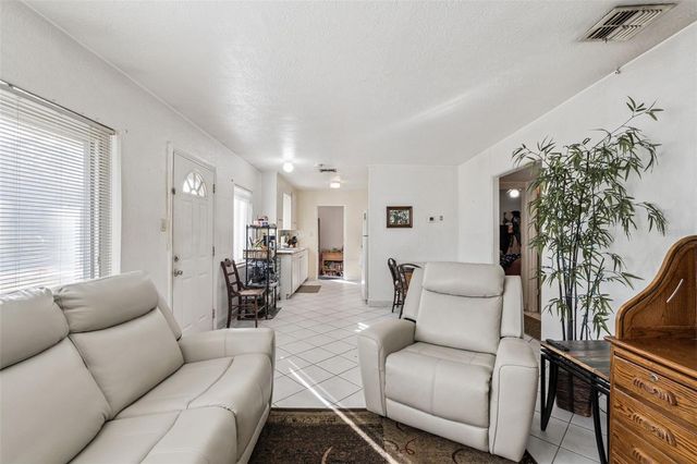 825 E CHURCH AVE, Longwood, FL 32750