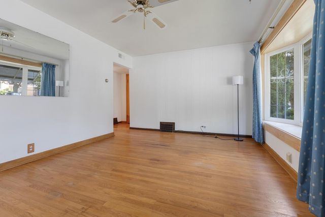 3230 W Ruskin STREET, Milwaukee, WI 53215