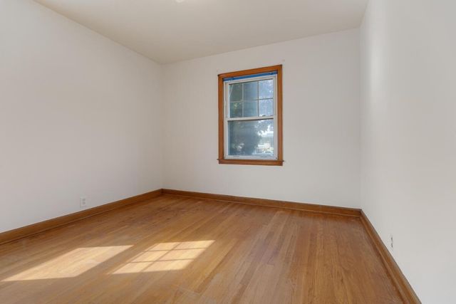 3230 W Ruskin STREET, Milwaukee, WI 53215