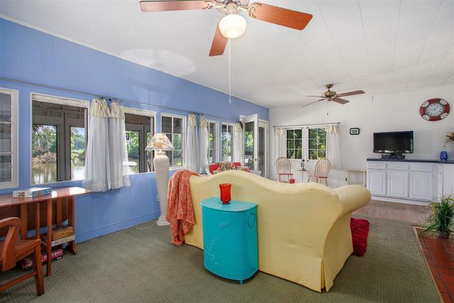 14931 Bachelor Island, Buchanan, MI 49107