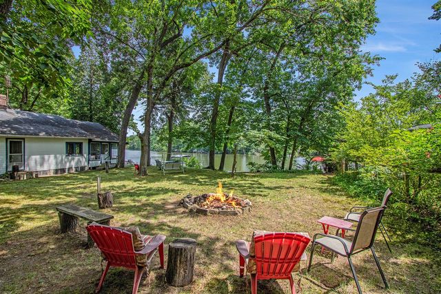 14931 Bachelor Island, Buchanan, MI 49107