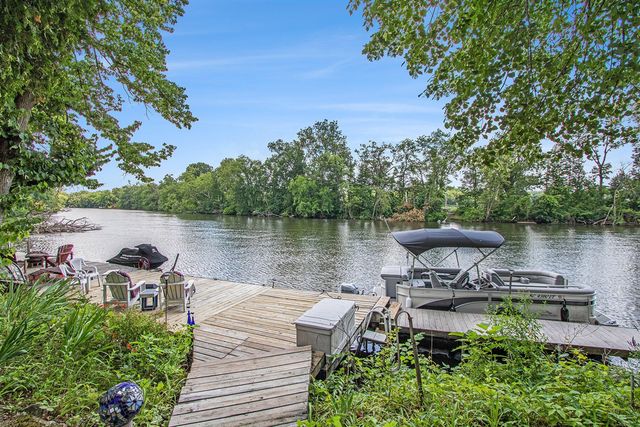 14931 Bachelor Island, Buchanan, MI 49107
