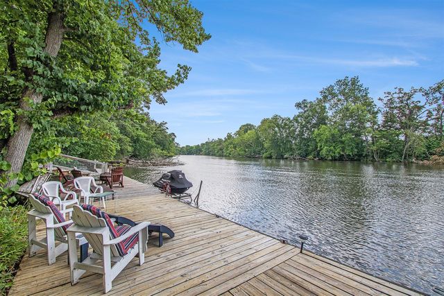 14931 Bachelor Island, Buchanan, MI 49107