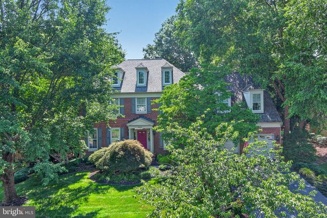 6616 MCCAMBELL CL, Centreville, VA 20120