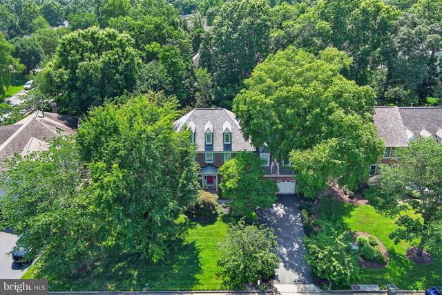 6616 MCCAMBELL CL, Centreville, VA 20120