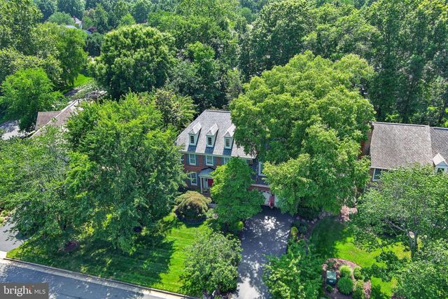 6616 MCCAMBELL CL, Centreville, VA 20120
