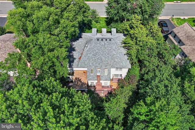 6616 MCCAMBELL CL, Centreville, VA 20120