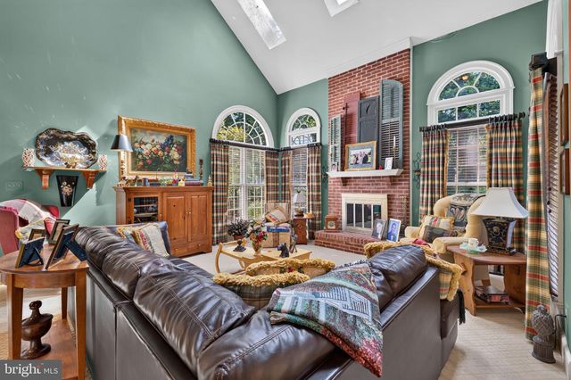 6616 MCCAMBELL CL, Centreville, VA 20120