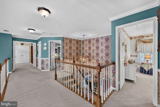 6616 MCCAMBELL CL, Centreville, VA 20120