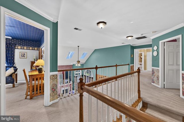 6616 MCCAMBELL CL, Centreville, VA 20120