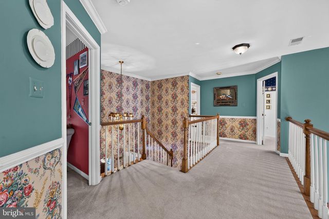 6616 MCCAMBELL CL, Centreville, VA 20120