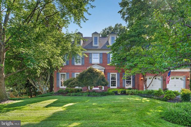 6616 MCCAMBELL CL, Centreville, VA 20120