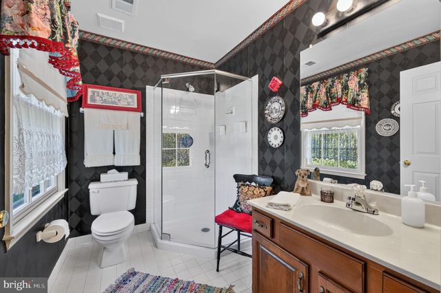6616 MCCAMBELL CL, Centreville, VA 20120