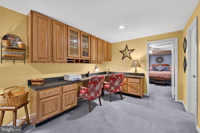 6616 MCCAMBELL CL, Centreville, VA 20120