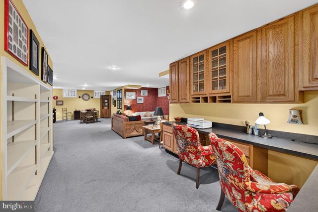 6616 MCCAMBELL CL, Centreville, VA 20120