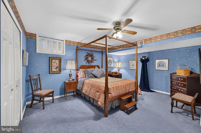 6616 MCCAMBELL CL, Centreville, VA 20120