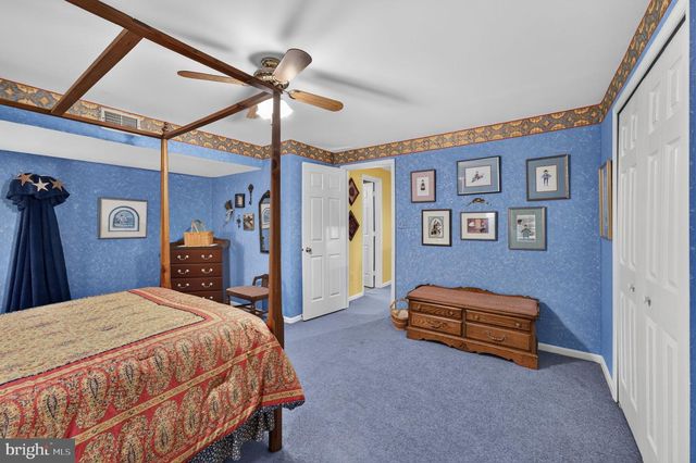 6616 MCCAMBELL CL, Centreville, VA 20120