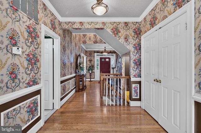 6616 MCCAMBELL CL, Centreville, VA 20120