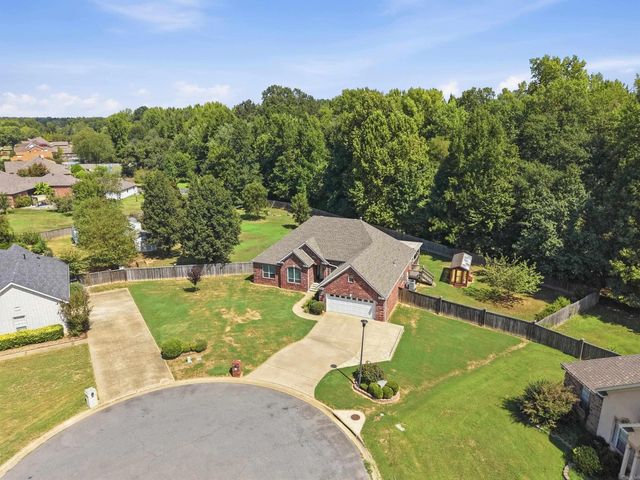 17 Charleston Cove, Cabot, AR 72023