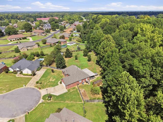 17 Charleston Cove, Cabot, AR 72023