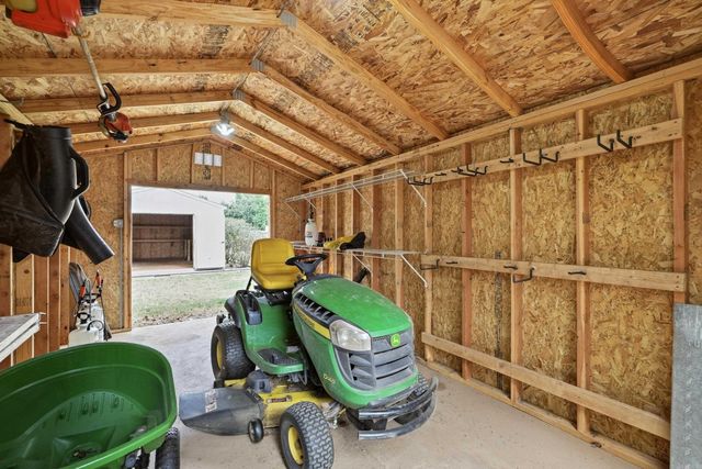 17 Charleston Cove, Cabot, AR 72023
