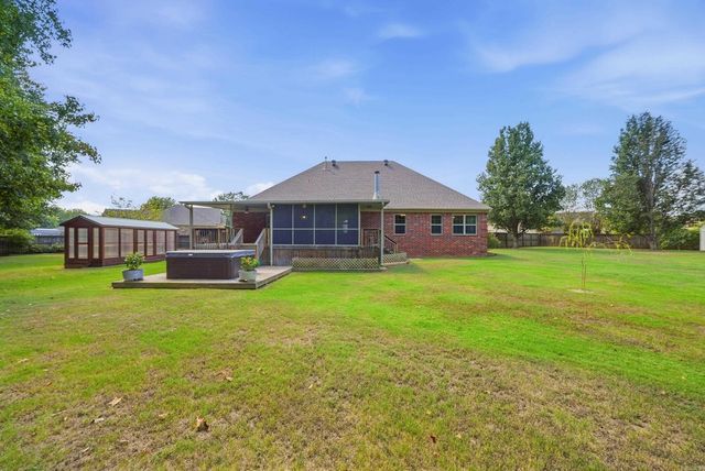 17 Charleston Cove, Cabot, AR 72023