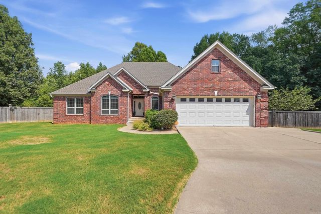 17 Charleston Cove, Cabot, AR 72023