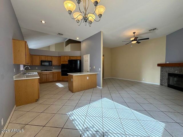 1510 E Charleston Avenue, Phoenix, AZ 85022