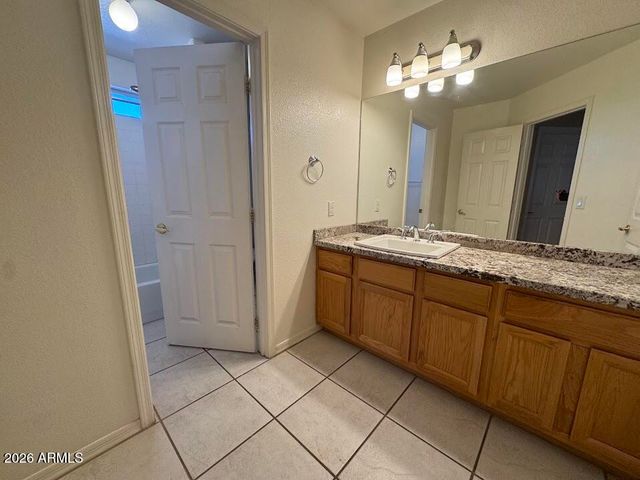 1510 E Charleston Avenue, Phoenix, AZ 85022