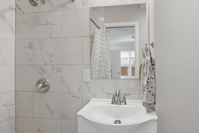 4755 Westcreek Drive, Fort Worth, TX 76133