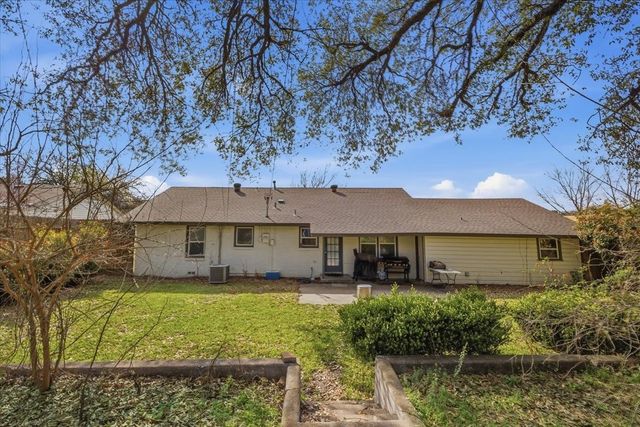 4755 Westcreek Drive, Fort Worth, TX 76133