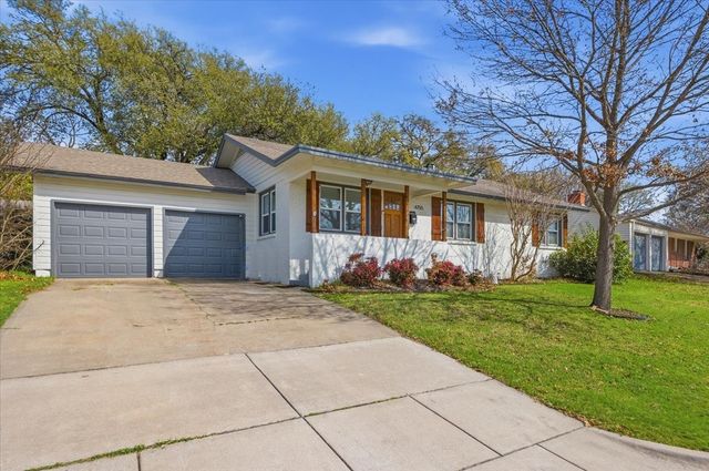 4755 Westcreek Drive, Fort Worth, TX 76133