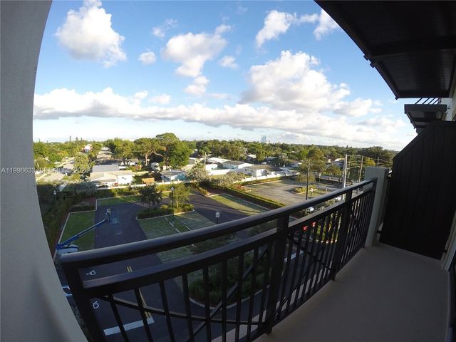 4100 SW 64th Ave 409, Davie, FL 33314