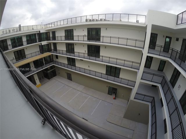 4100 SW 64th Ave 409, Davie, FL 33314