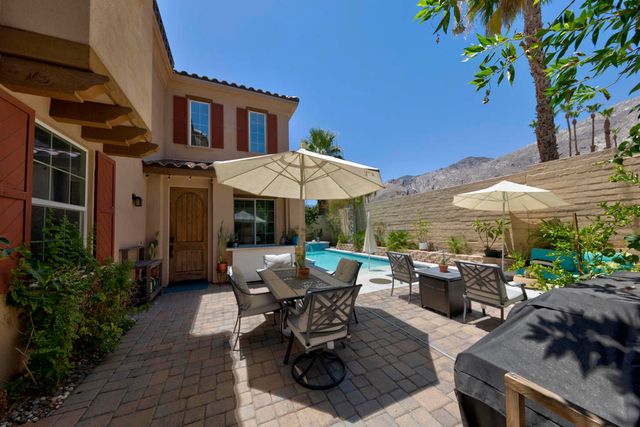 419 Tan Oak Drive, Palm Springs, CA 92262