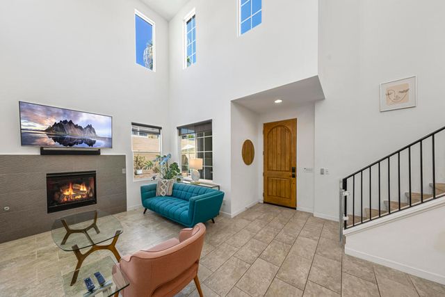 419 Tan Oak Drive, Palm Springs, CA 92262