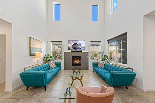 419 Tan Oak Drive, Palm Springs, CA 92262