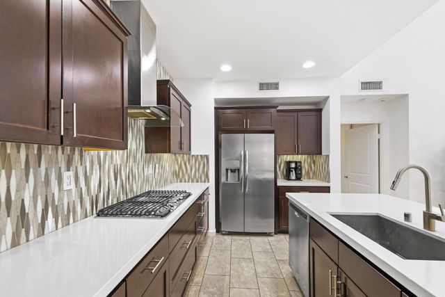 419 Tan Oak Drive, Palm Springs, CA 92262