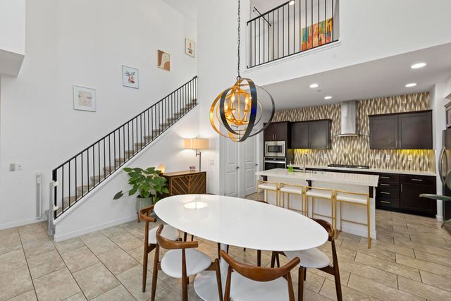 419 Tan Oak Drive, Palm Springs, CA 92262