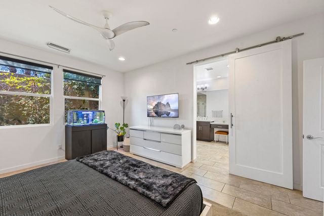 419 Tan Oak Drive, Palm Springs, CA 92262