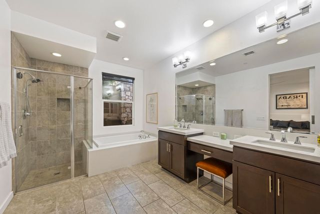 419 Tan Oak Drive, Palm Springs, CA 92262