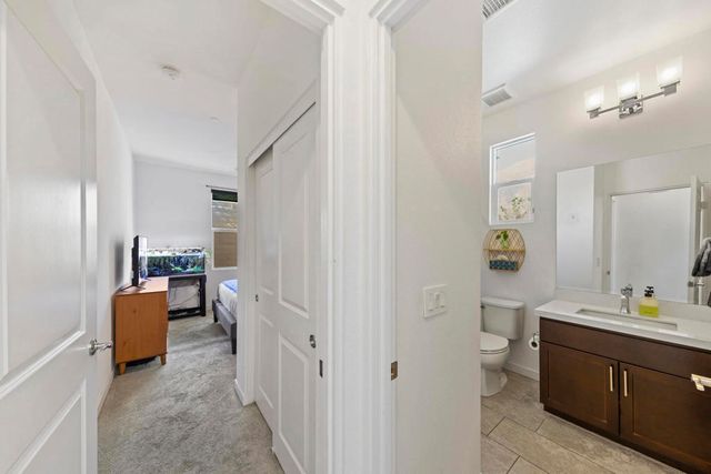 419 Tan Oak Drive, Palm Springs, CA 92262