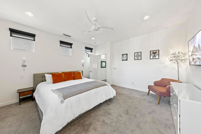 419 Tan Oak Drive, Palm Springs, CA 92262