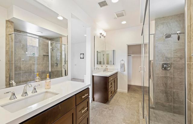 419 Tan Oak Drive, Palm Springs, CA 92262