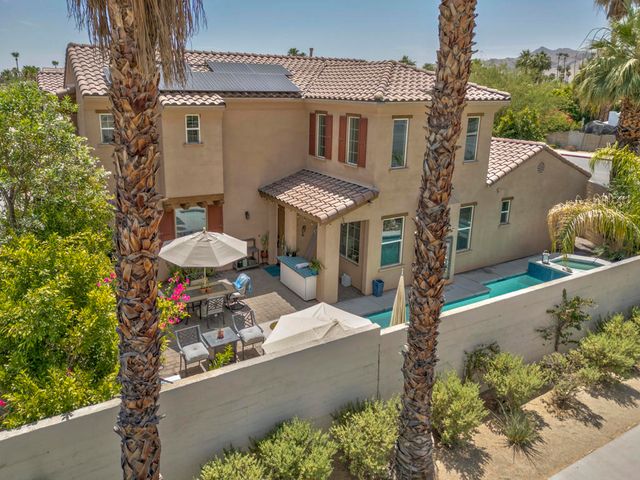 419 Tan Oak Drive, Palm Springs, CA 92262