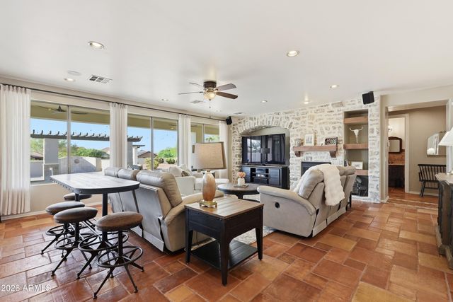 2364 W PHILLIPS Road, San Tan Valley, AZ 85144